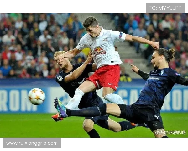 天空报道曼联切尔西波尔图争抢萨尔茨堡18岁前锋阿拉杰贝戈维奇