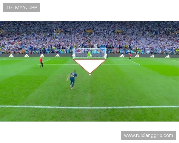 马赛总监贝纳蒂亚社交媒体发声质疑裁判未判罚点球事件